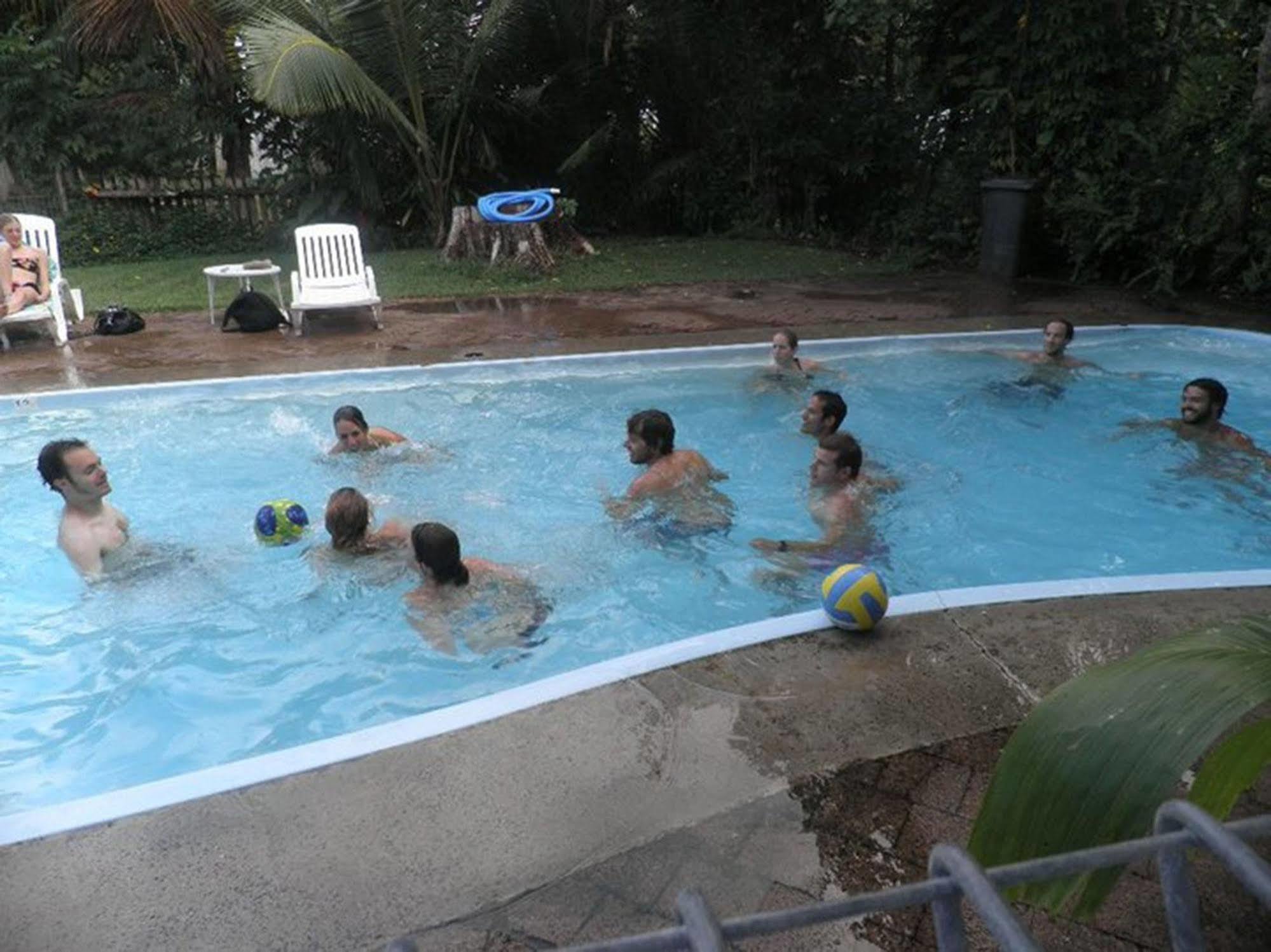 Absolute Backpackers Mission Beach Ngoại thất bức ảnh