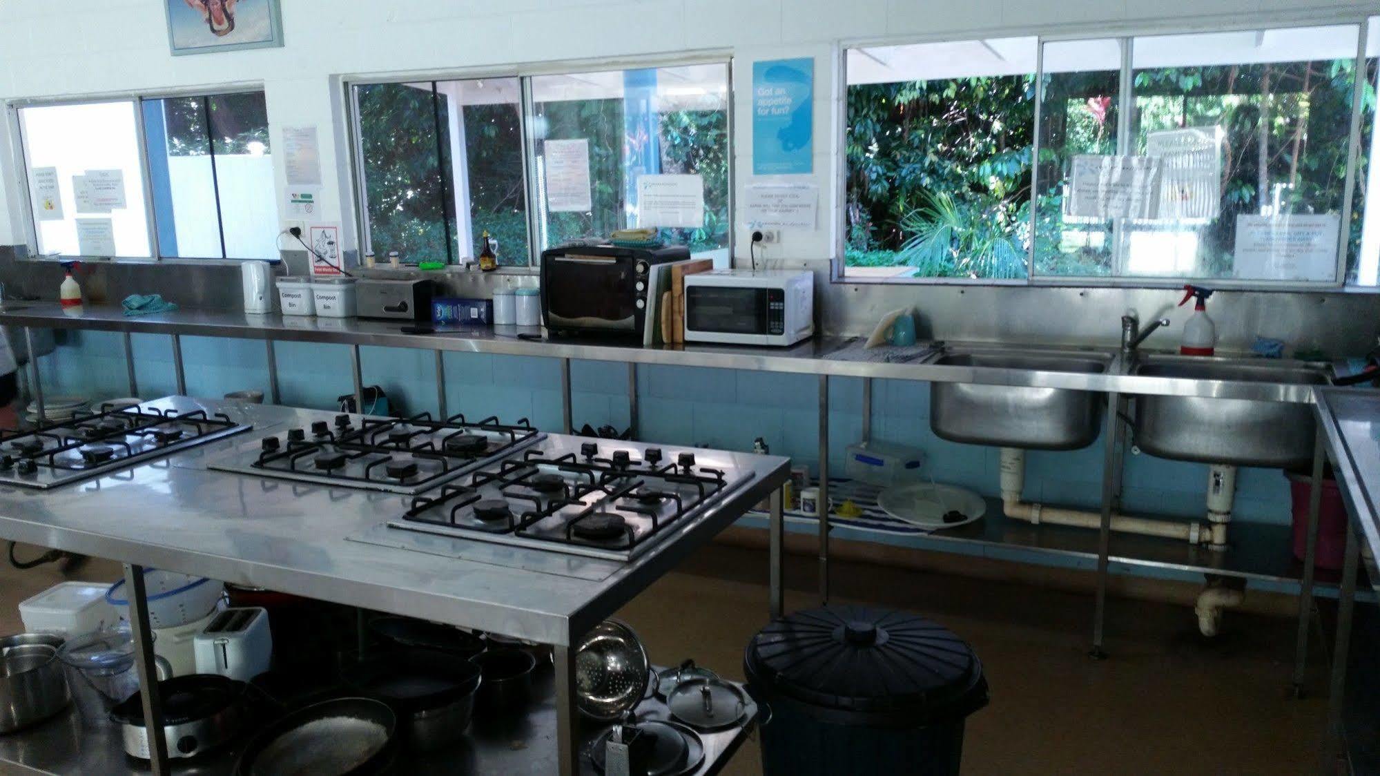 Absolute Backpackers Mission Beach Ngoại thất bức ảnh