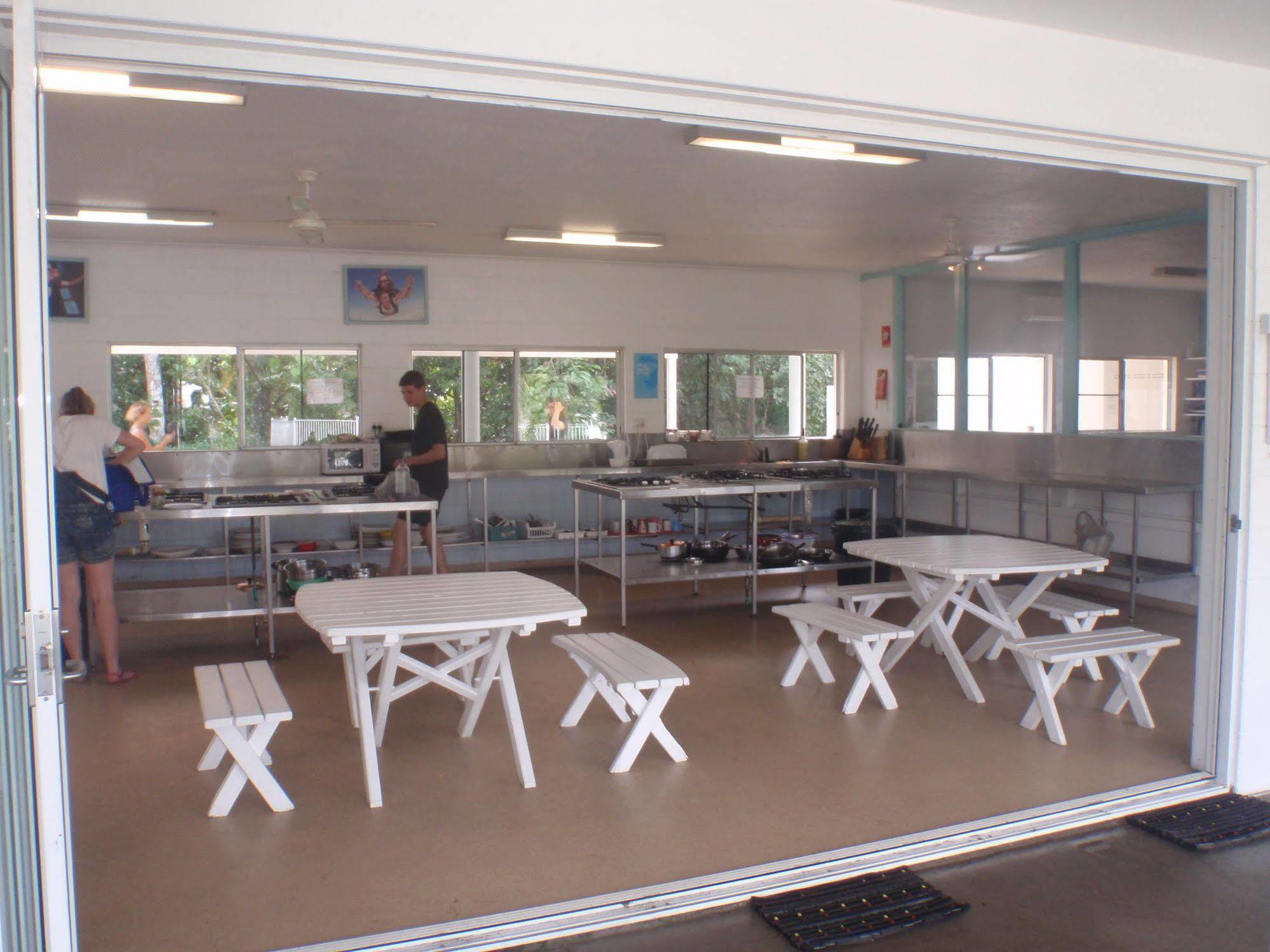 Absolute Backpackers Mission Beach Ngoại thất bức ảnh