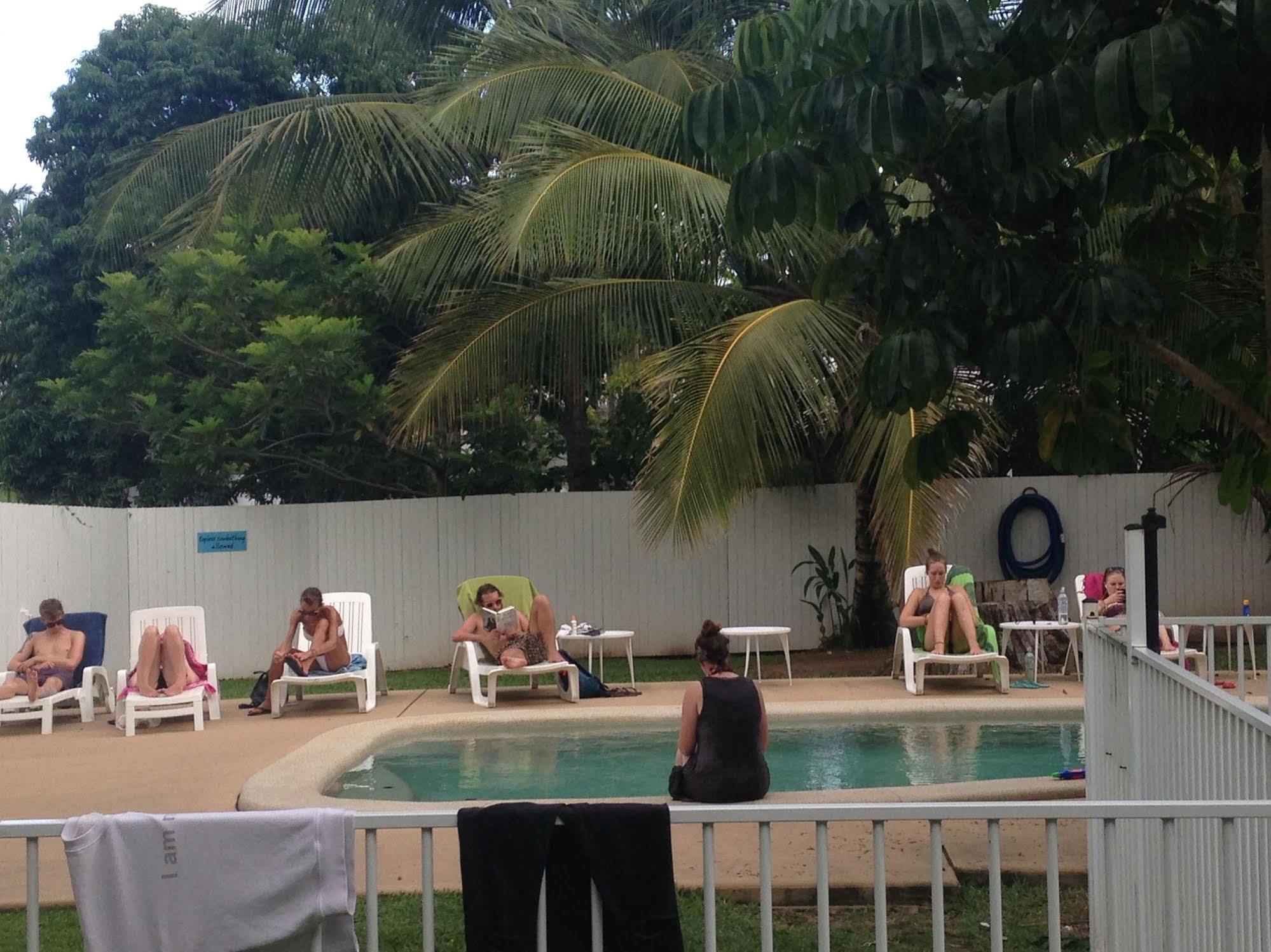 Absolute Backpackers Mission Beach Ngoại thất bức ảnh